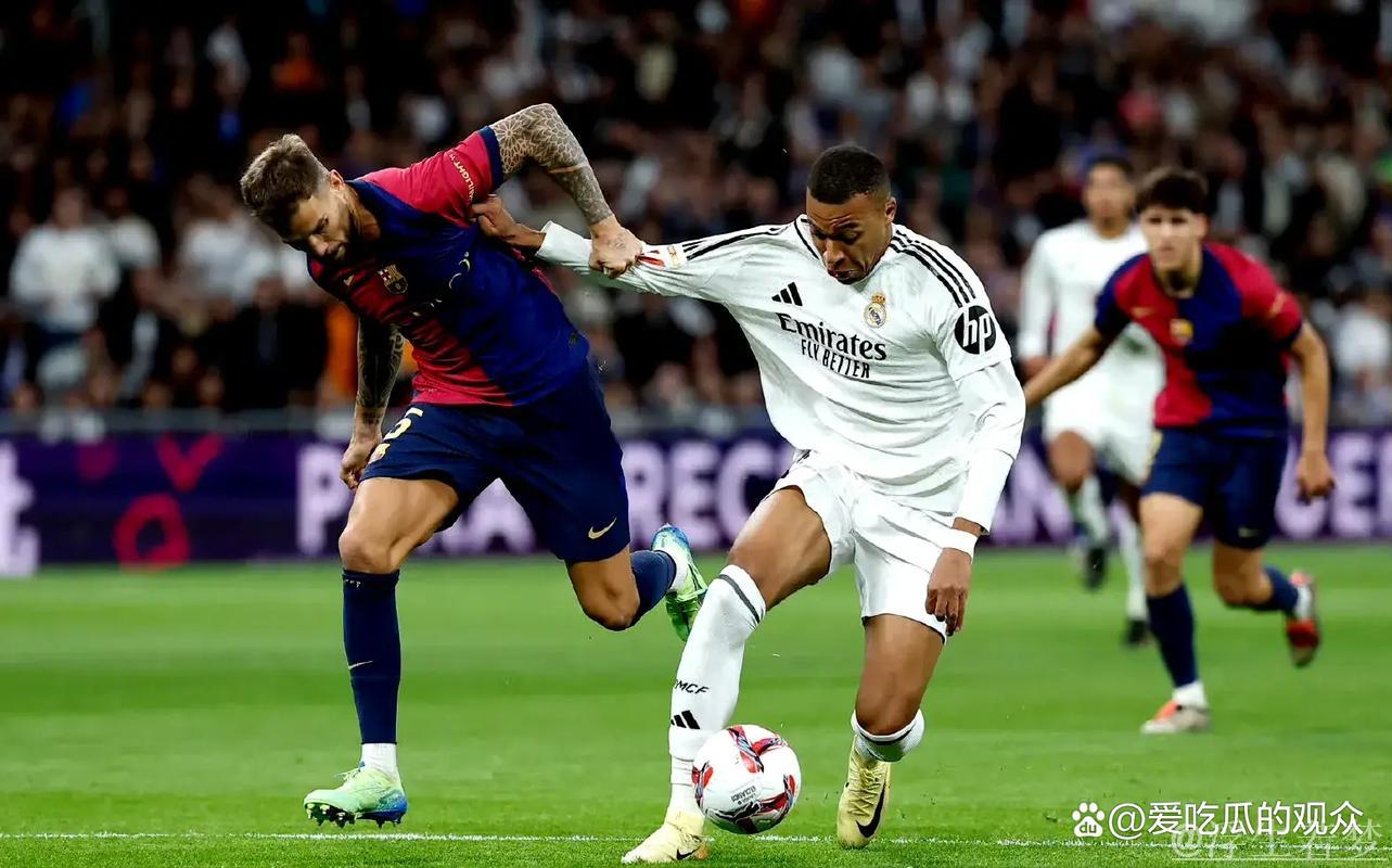 皇马13亿豪阵血拼：10人鏖战90分钟，2场4分登顶，33岁门神爆发